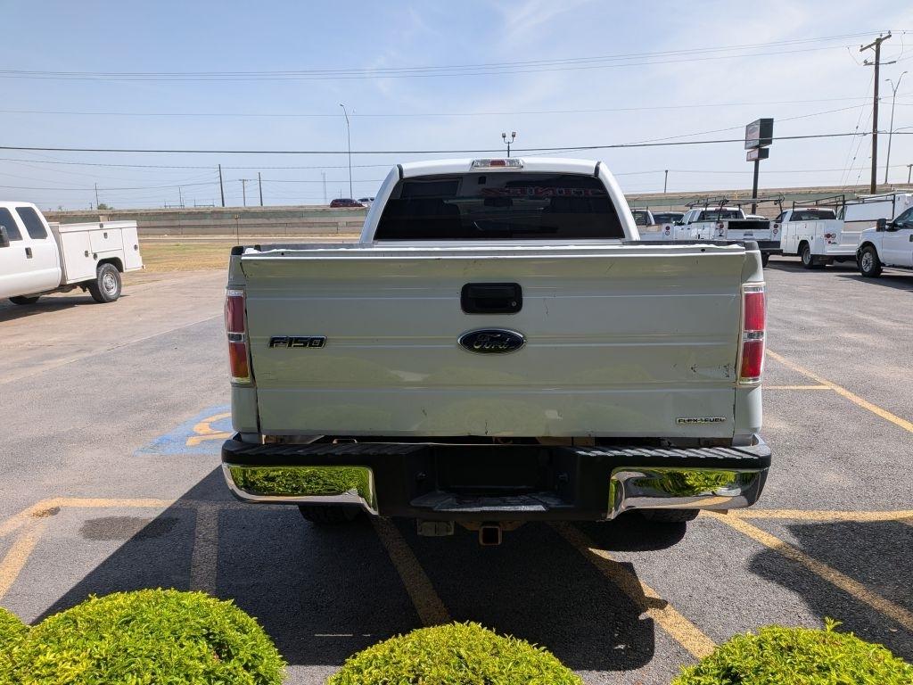 Ford F-150 XL SuperCab 8-ft. Bed 4WD 2010