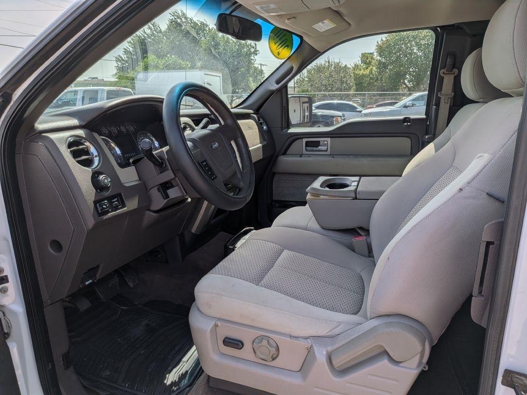 Ford F-150 XL SuperCab 8-ft. Bed 4WD 2010