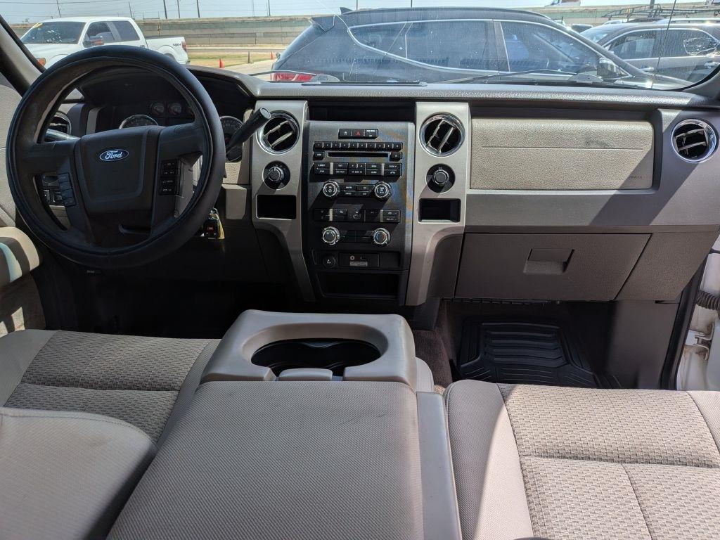 Ford F-150 XL SuperCab 8-ft. Bed 4WD 2010