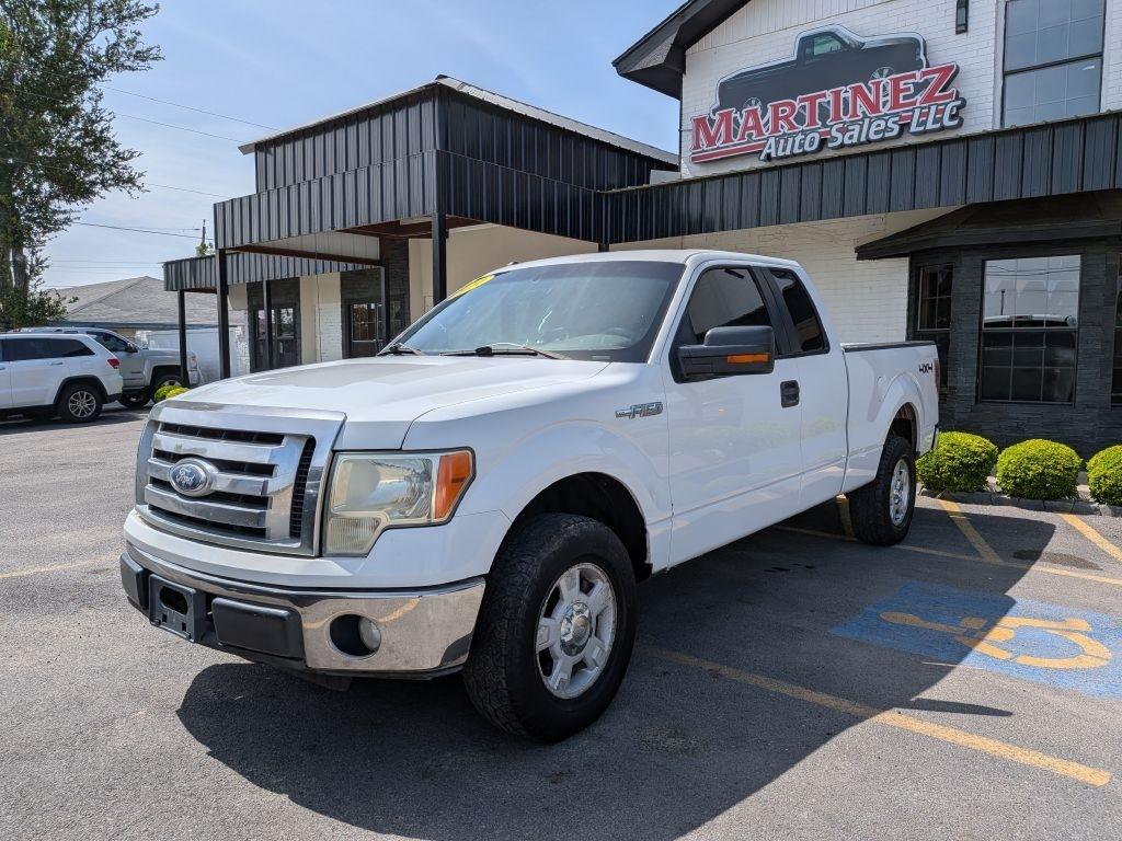 Ford F-150 XL SuperCab 8-ft. Bed 4WD 2010