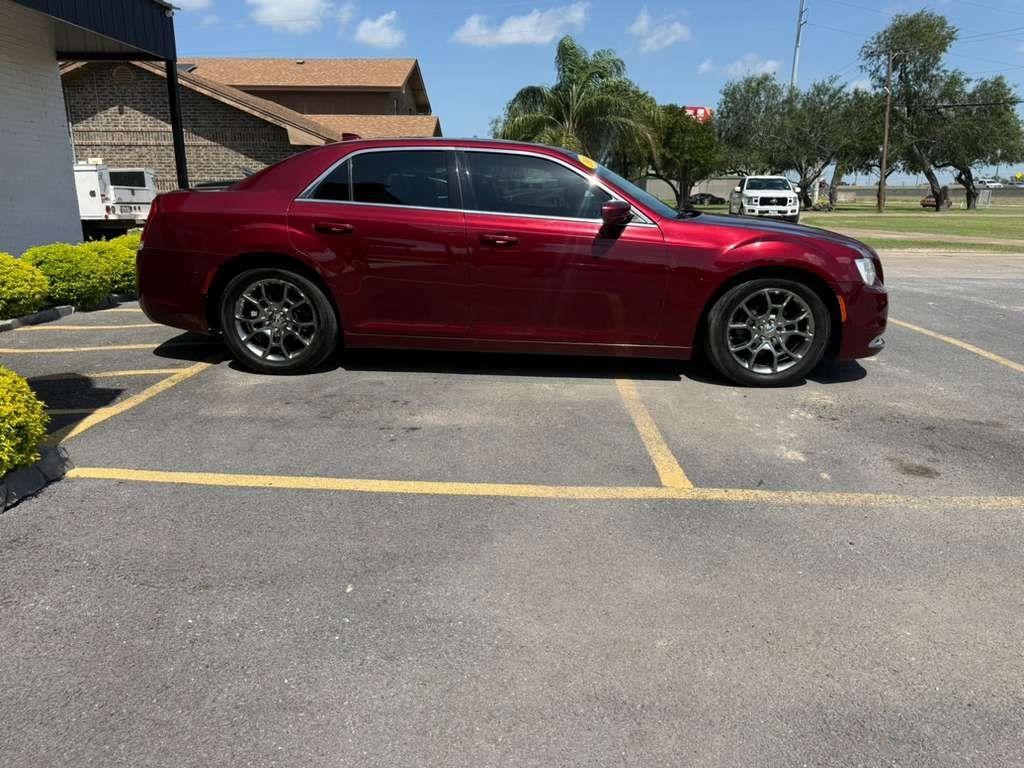 Chrysler 300 Limited RWD 2016