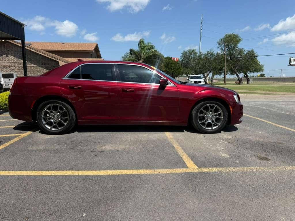 Chrysler 300 Limited RWD 2016