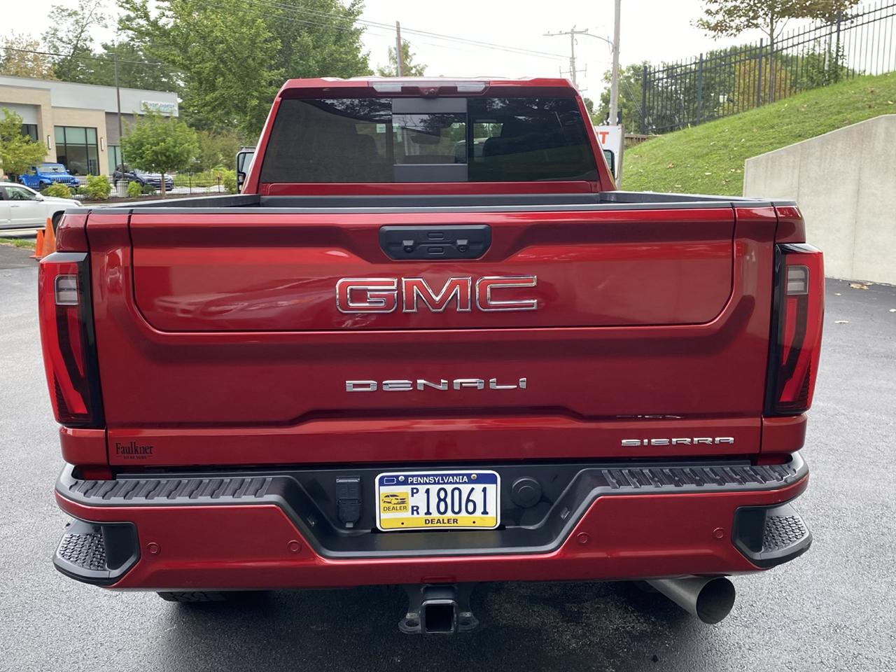 GMC Sierra 2500HD 4WD Crew Cab 159" Denali 2024