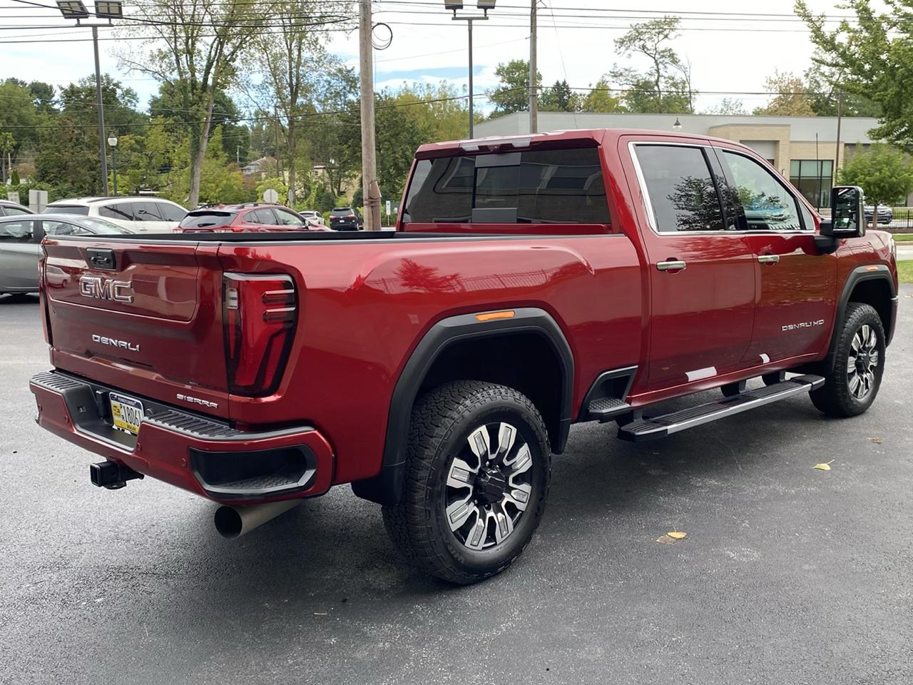GMC Sierra 2500HD 4WD Crew Cab 159" Denali 2024