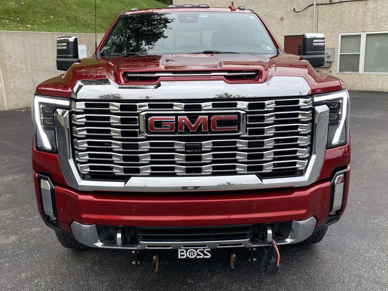 GMC Sierra 2500HD 4WD Crew Cab 159" Denali 2024