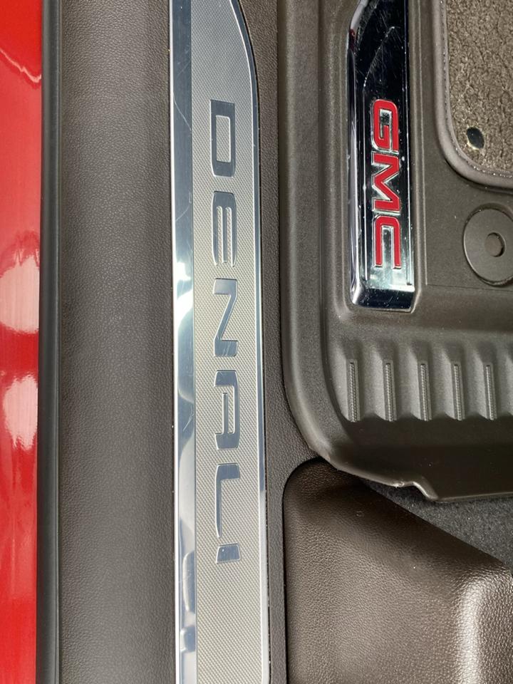 GMC Sierra 2500HD 4WD Crew Cab 159" Denali 2024