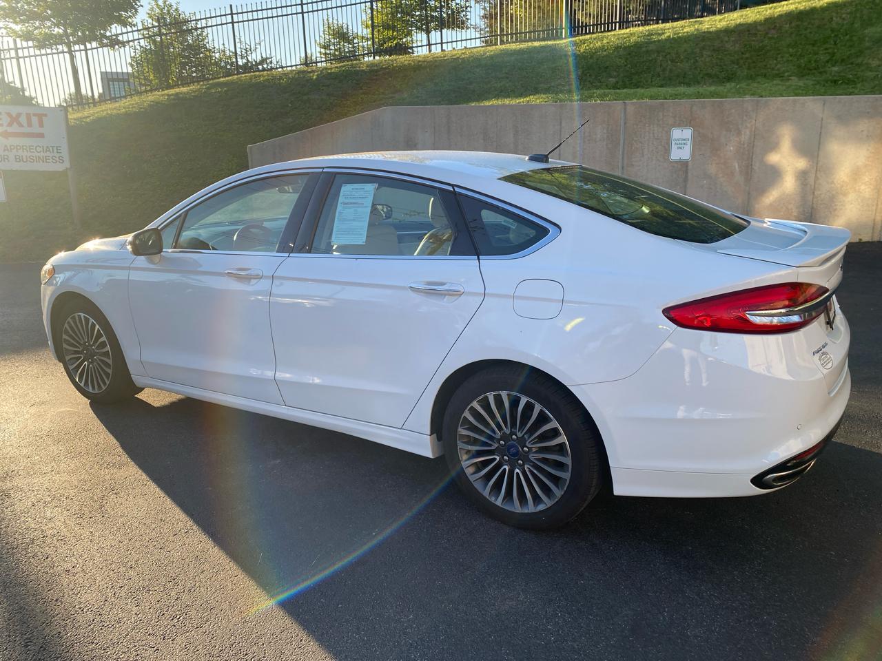 Ford Fusion Platinum FWD 2017