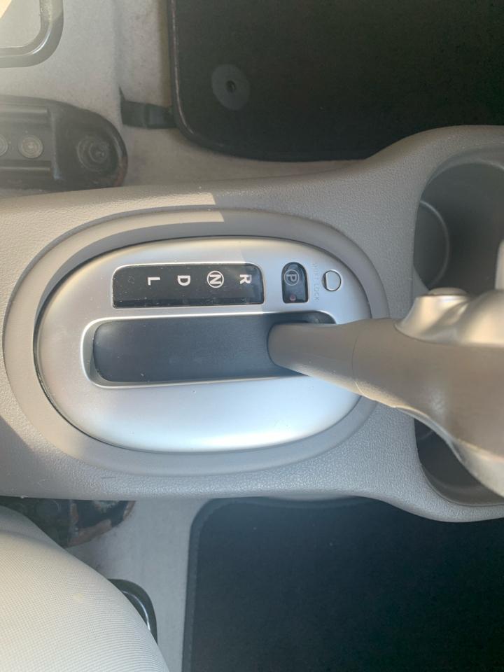 Nissan Versa 4dr Sdn CVT 1.6 SV 2014