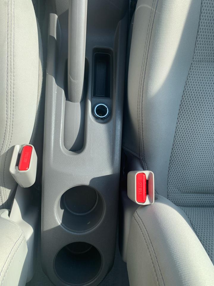Nissan Versa 4dr Sdn CVT 1.6 SV 2014