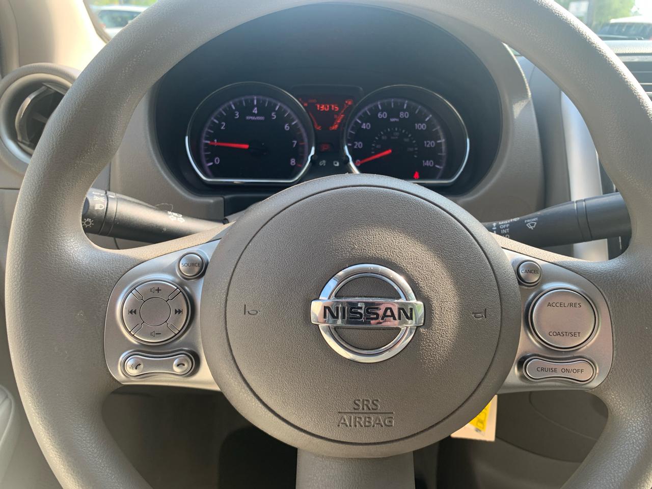 Nissan Versa 4dr Sdn CVT 1.6 SV 2014