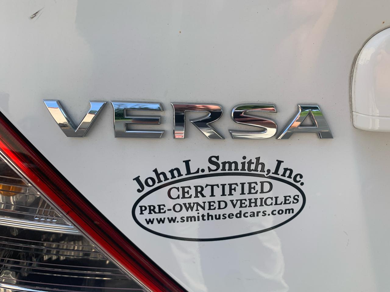 Nissan Versa 4dr Sdn CVT 1.6 SV 2014