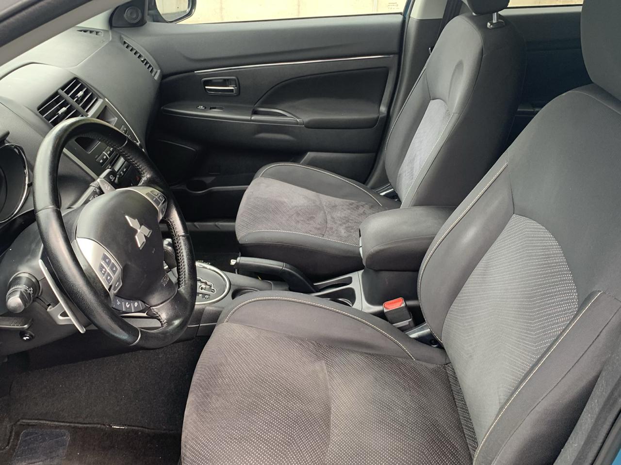 Mitsubishi Outlander Sport AWD 4dr CVT SE 2013