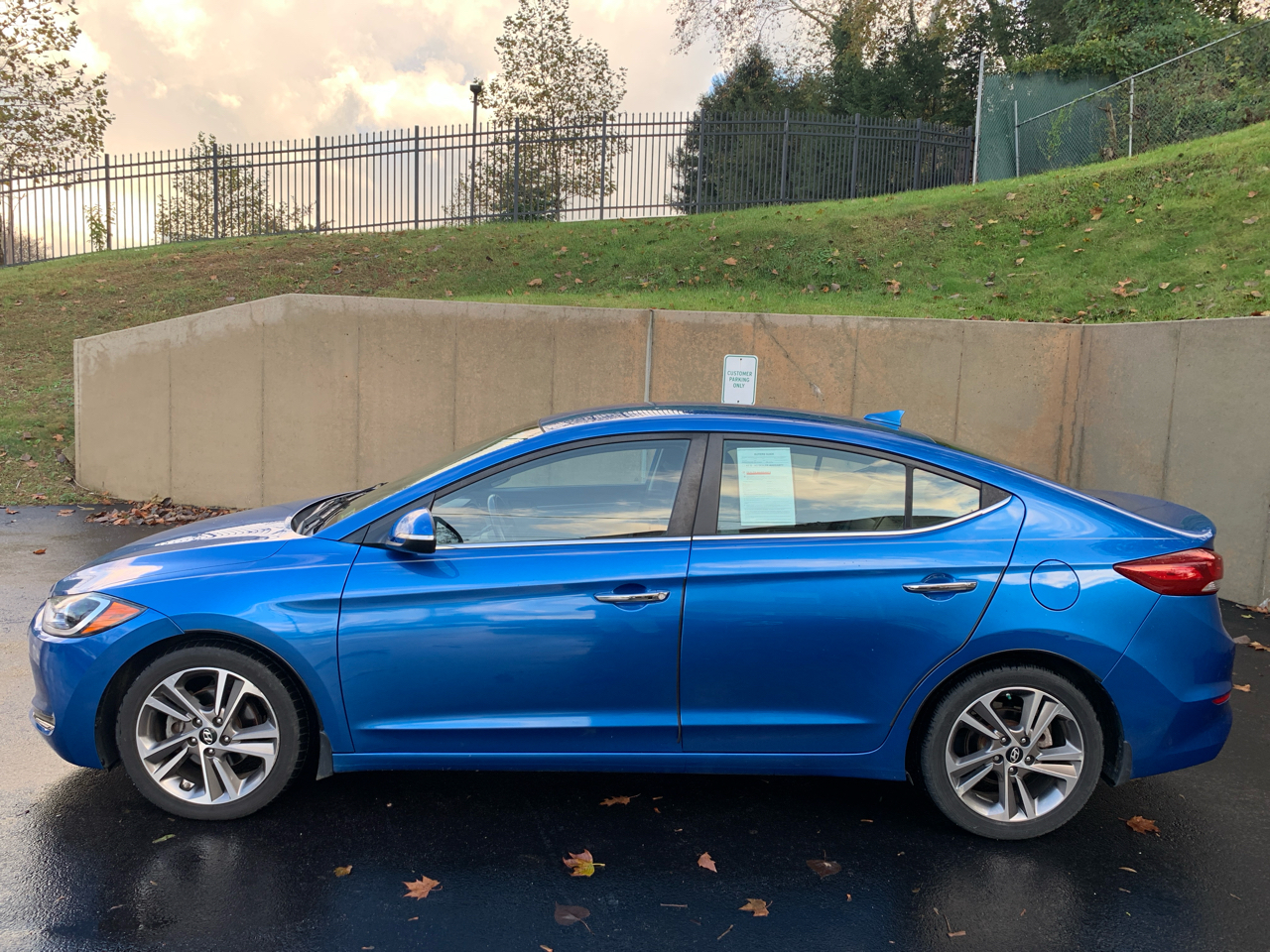 Hyundai Elantra 4dr Sdn Auto Limited 2017