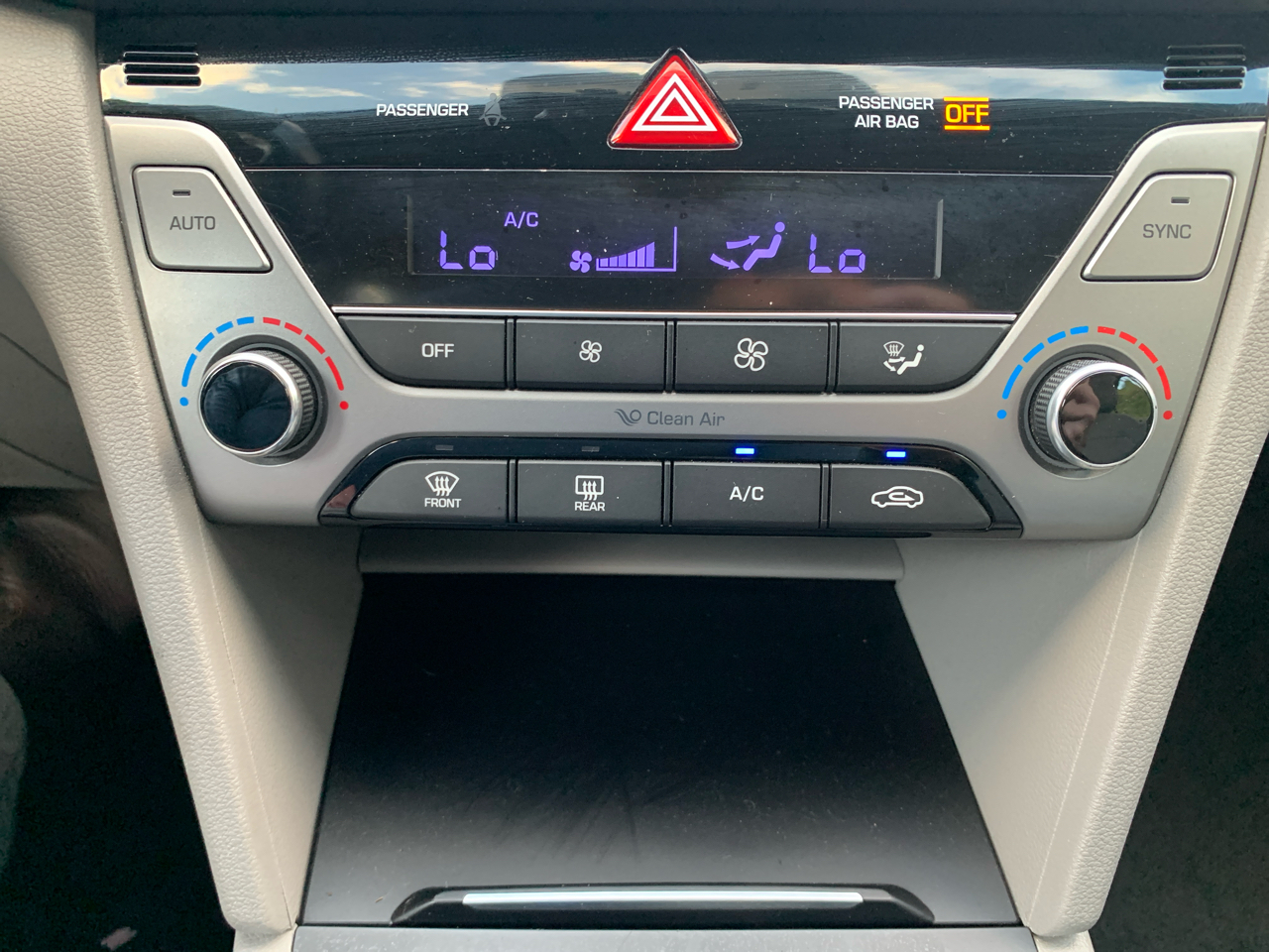 Hyundai Elantra 4dr Sdn Auto Limited 2017