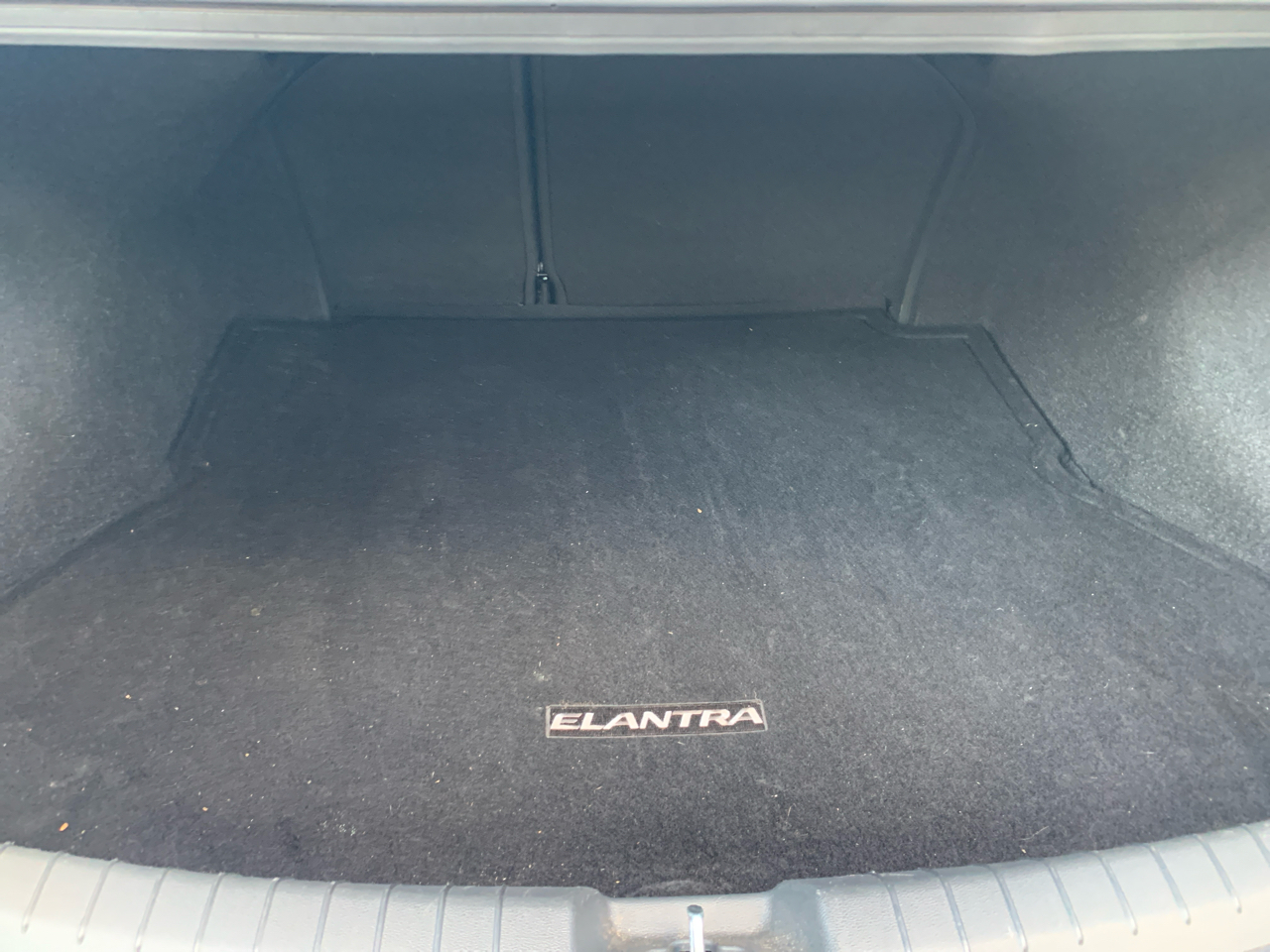 Hyundai Elantra 4dr Sdn Auto Limited 2017