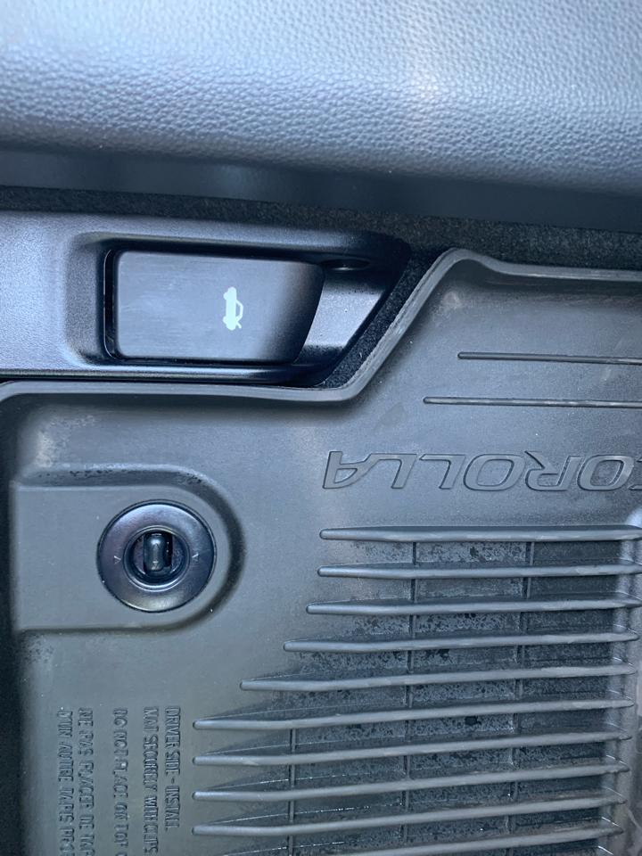 Toyota Corolla Hybrid  2026