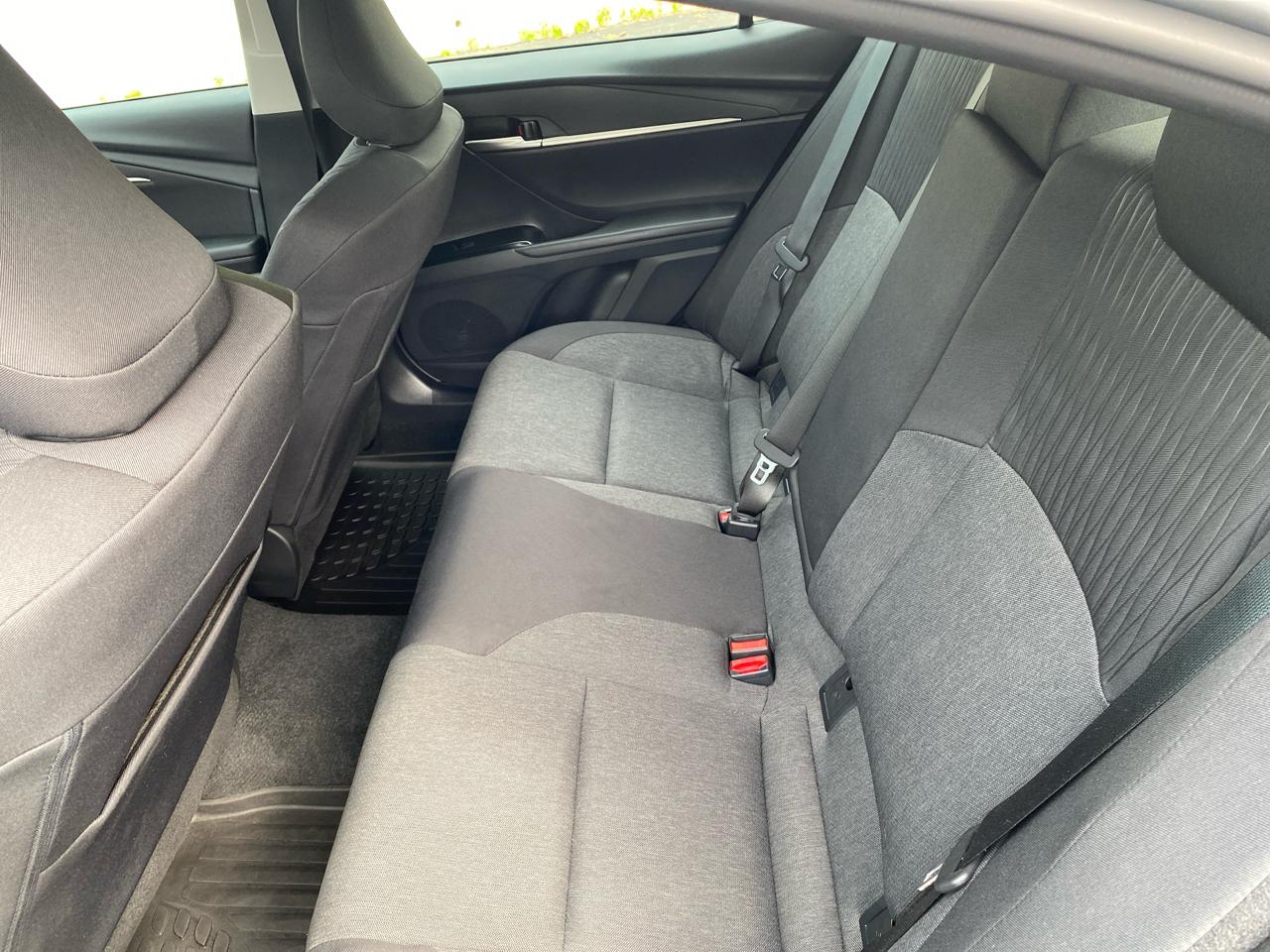 Toyota Camry Hybrid LE 2026
