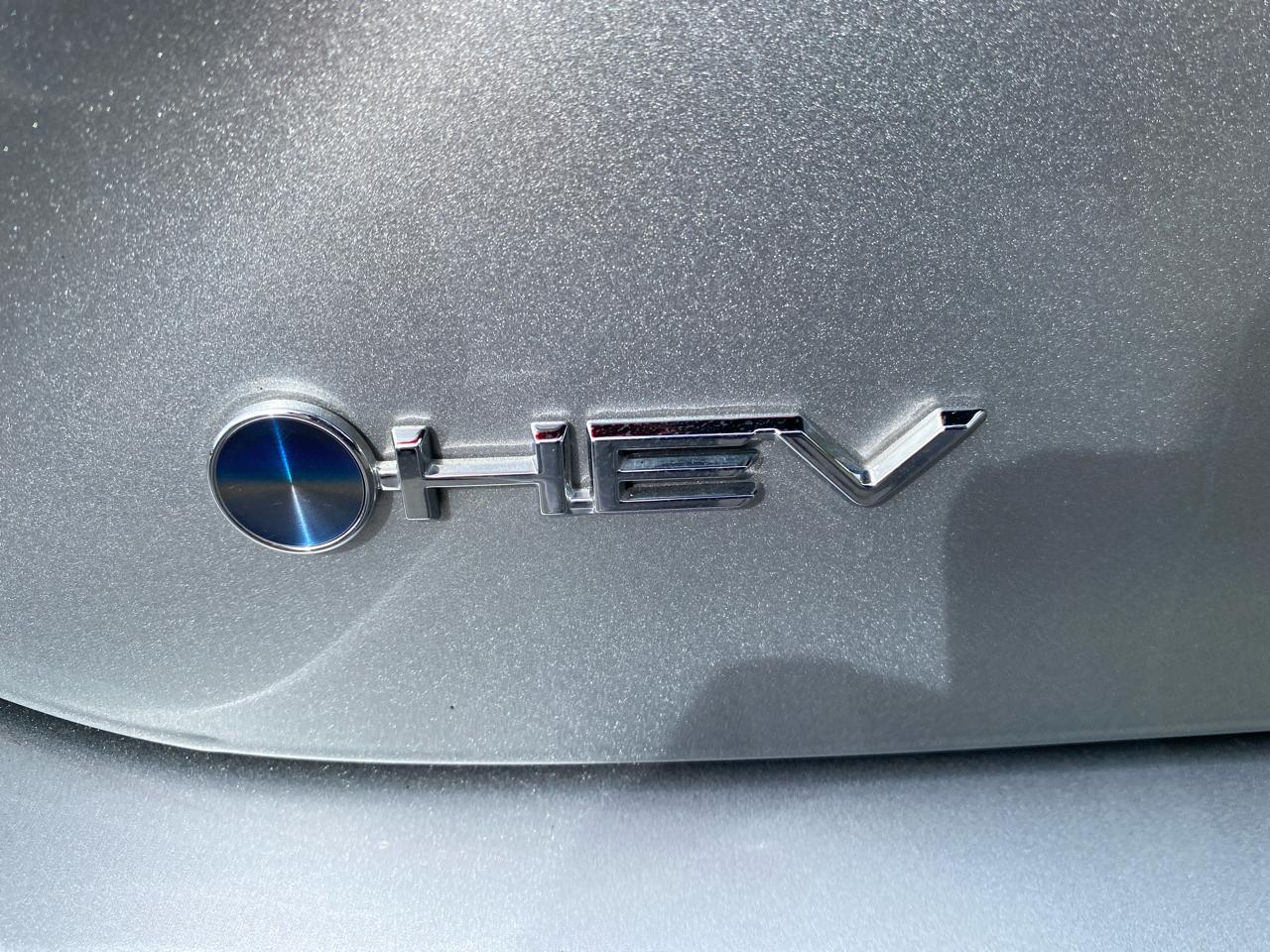 Toyota Camry Hybrid LE 2026