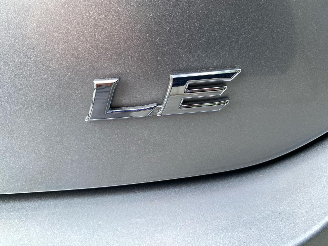 Toyota Camry Hybrid LE 2026