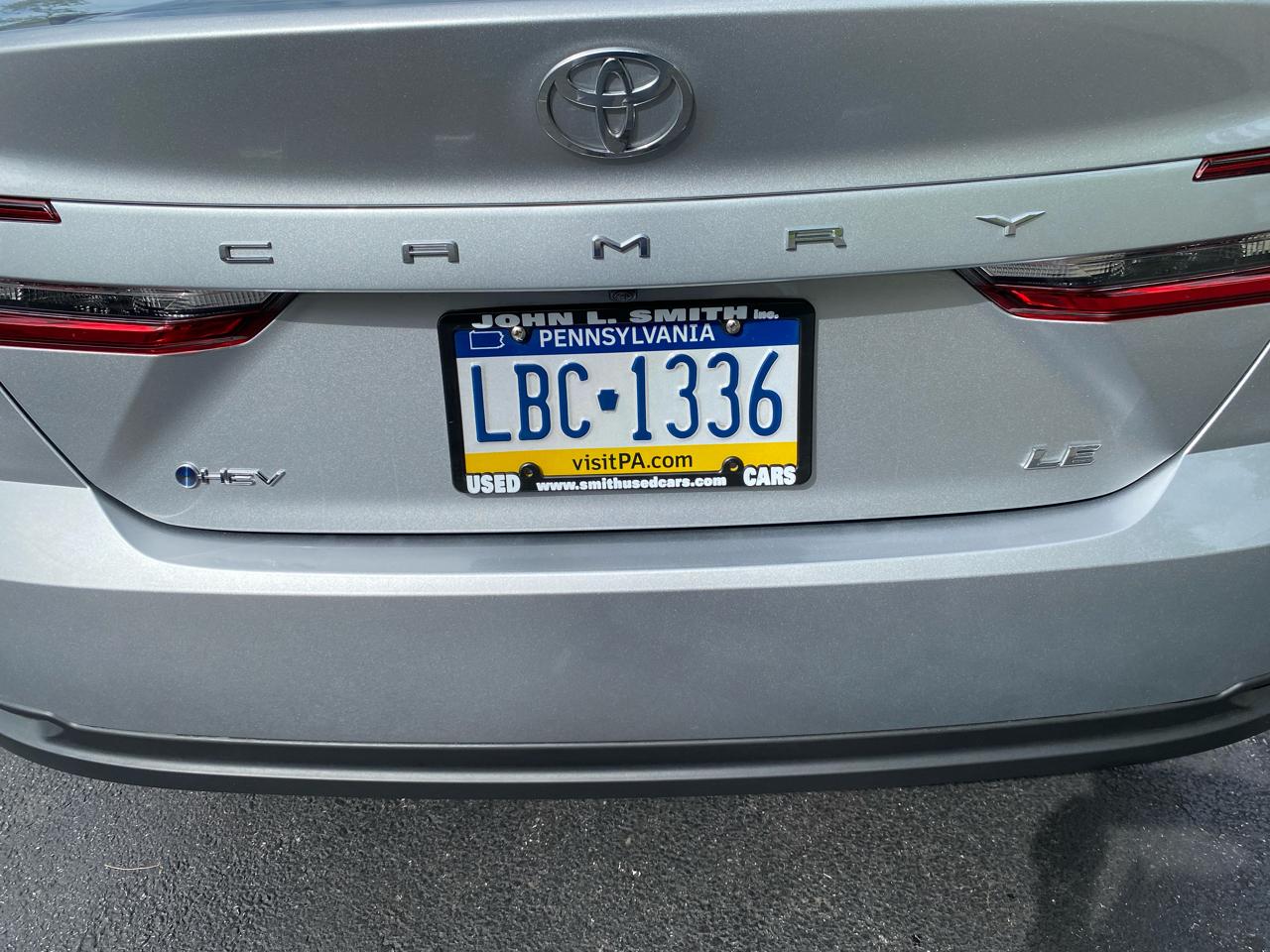 Toyota Camry Hybrid LE 2026