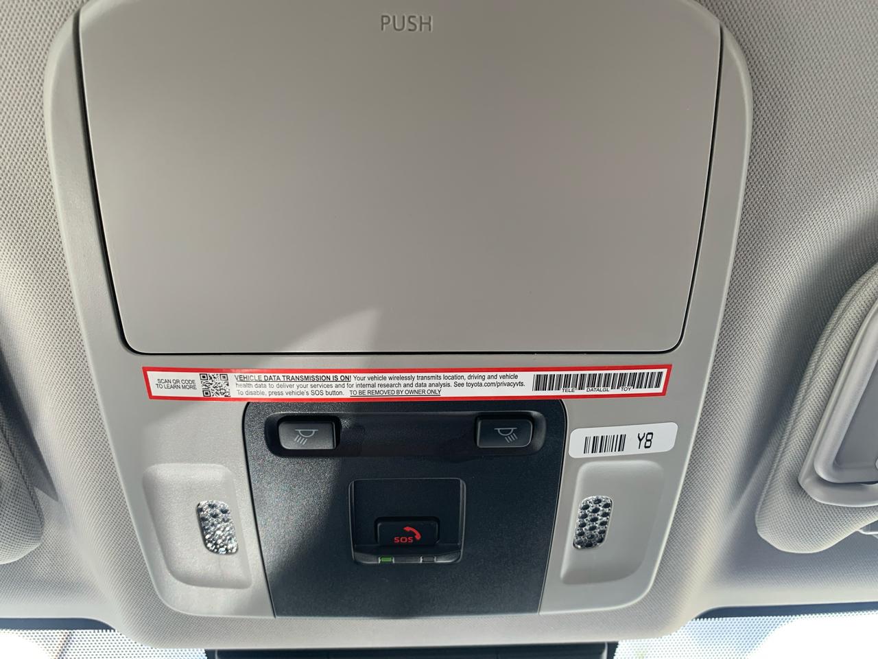 Toyota Camry Hybrid LE 2026