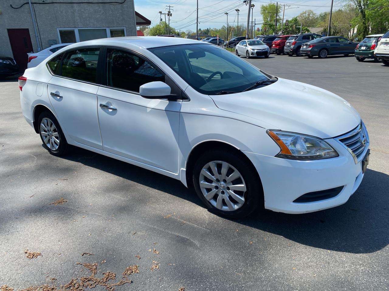 Nissan Sentra 4dr Sdn I4 CVT SV 2015