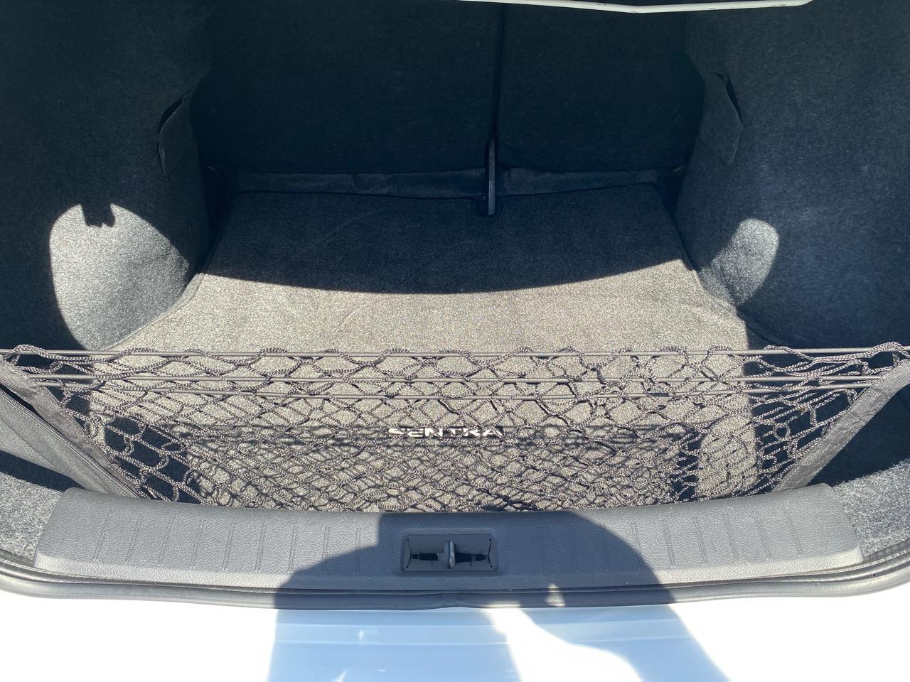 Nissan Sentra 4dr Sdn I4 CVT SV 2015