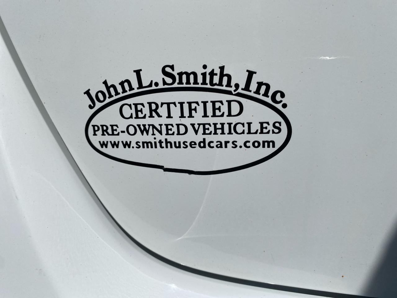 Nissan Sentra 4dr Sdn I4 CVT SV 2015