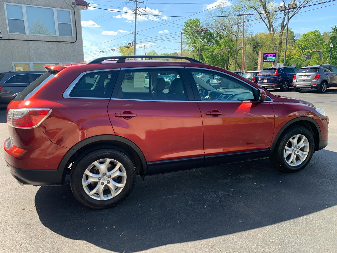 Mazda CX-9 FWD 4dr Touring 2011