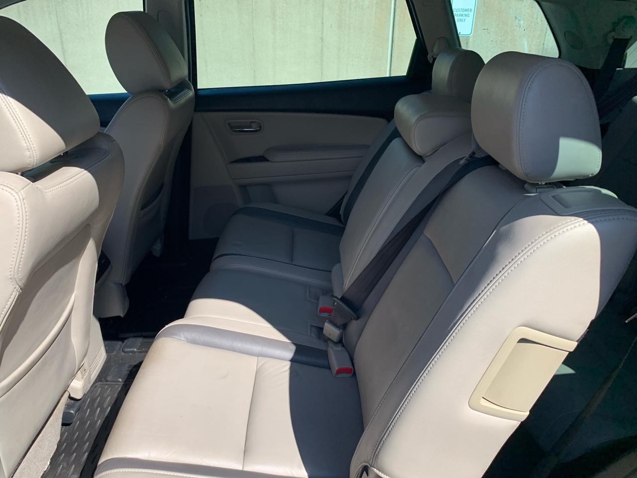 Mazda CX-9 FWD 4dr Touring 2011