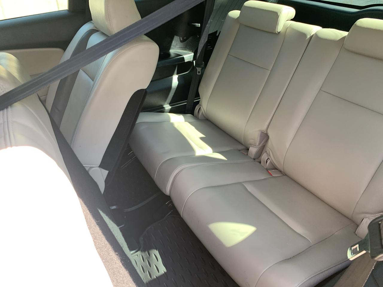 Mazda CX-9 FWD 4dr Touring 2011