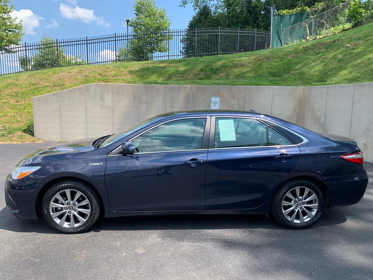 Toyota Camry Hybrid  2015