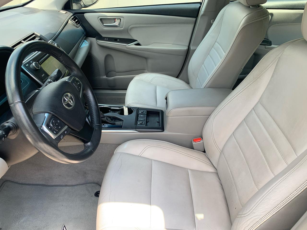 Toyota Camry Hybrid  2015
