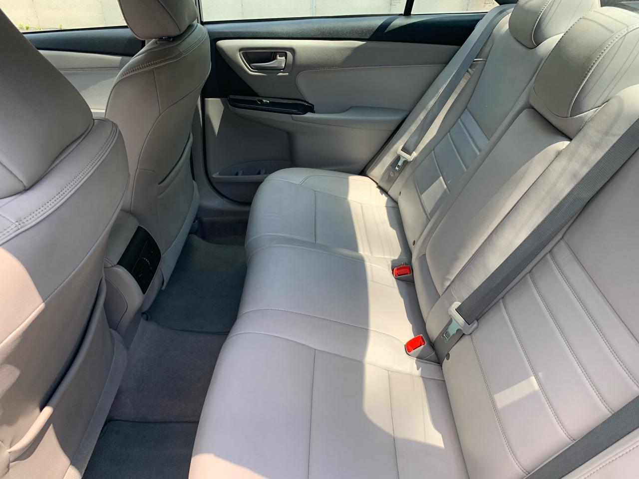 Toyota Camry Hybrid  2015