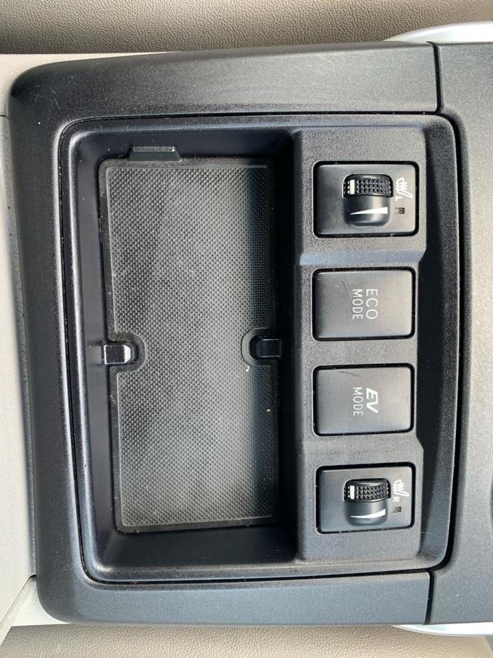 Toyota Camry Hybrid  2015
