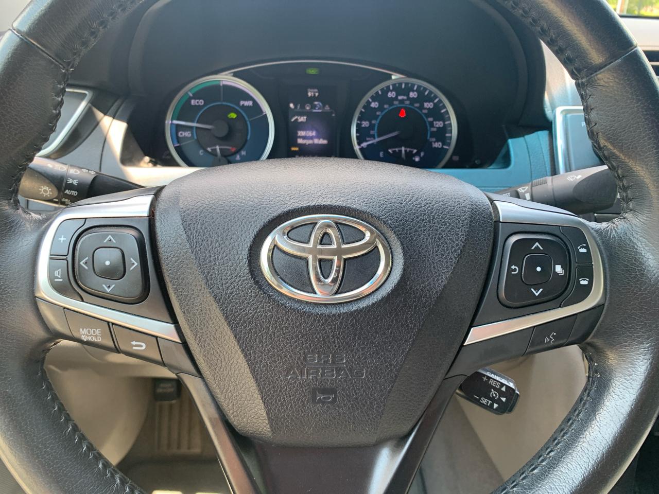 Toyota Camry Hybrid  2015