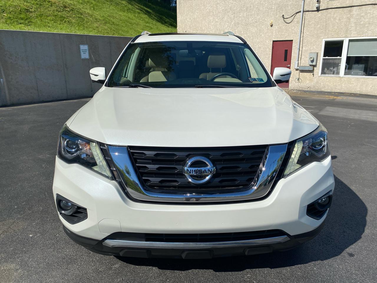 Nissan Pathfinder 4x4 SL 2018