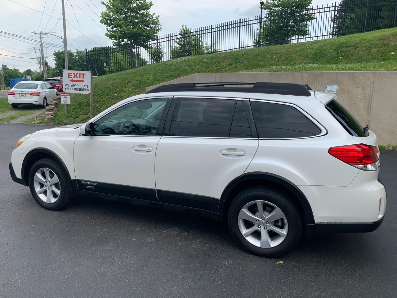 Subaru Outback  2013