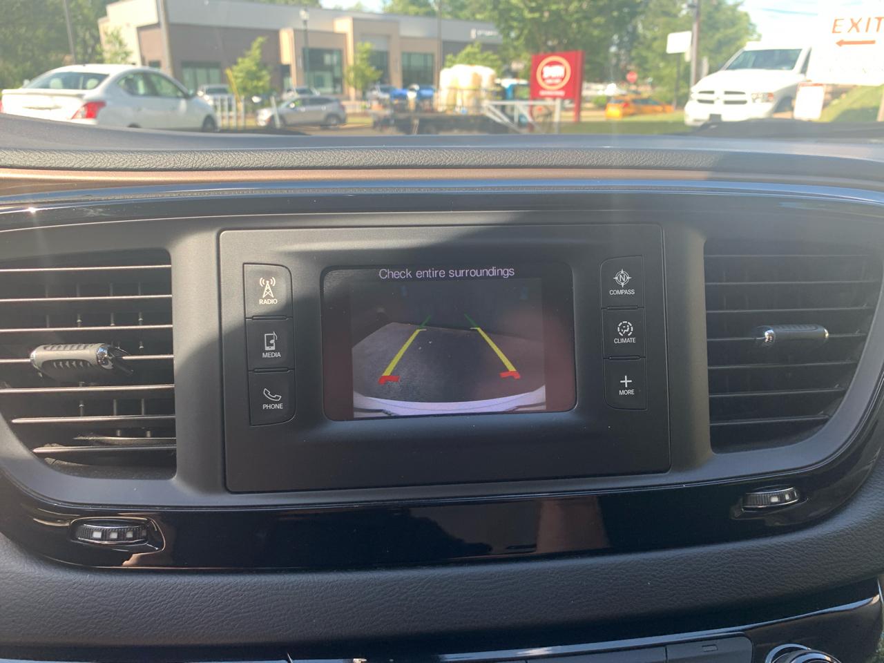 Chrysler Pacifica LX FWD 2017
