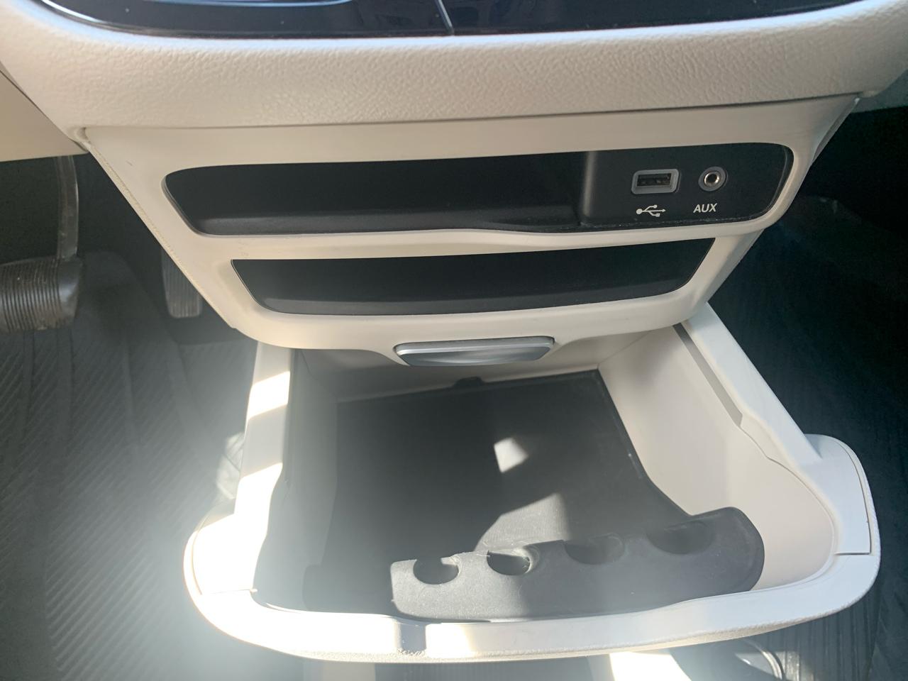 Chrysler Pacifica LX FWD 2017
