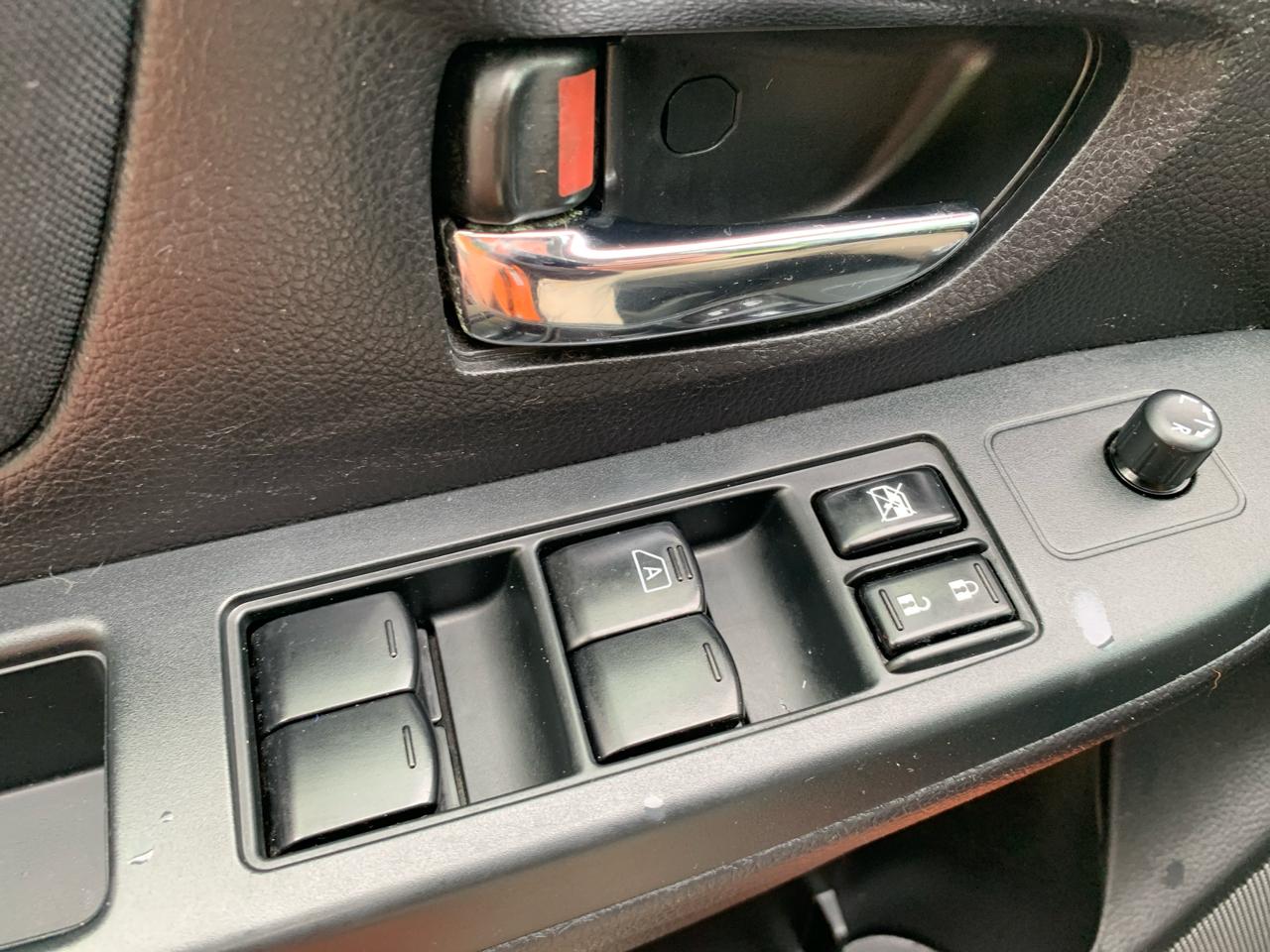 Subaru XV Crosstrek 5dr Auto 2.0i Premium 2013