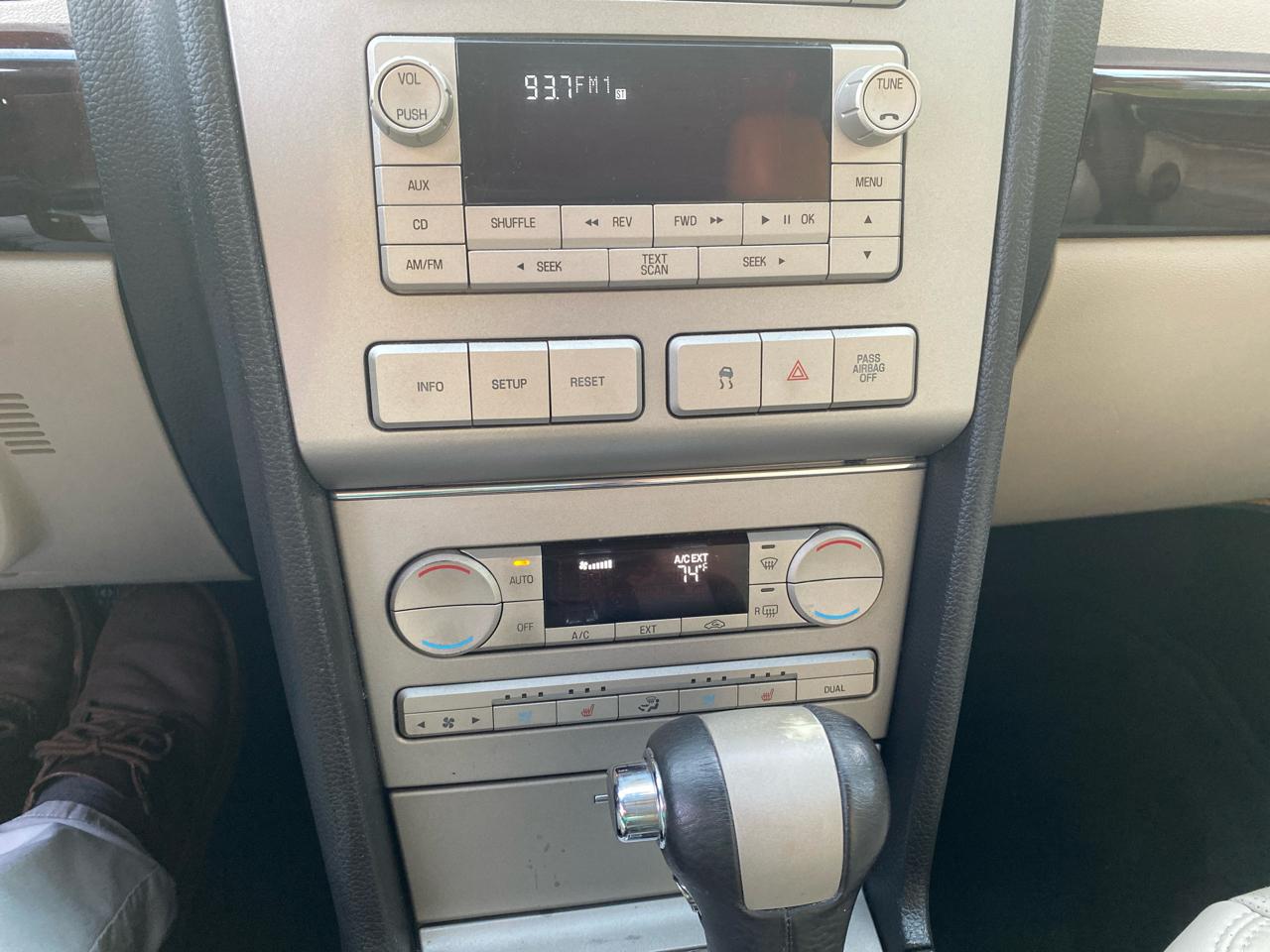 Lincoln MKZ 4dr Sdn FWD 2009