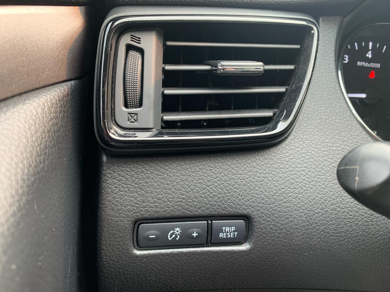 Nissan Rogue Sport AWD S 2020
