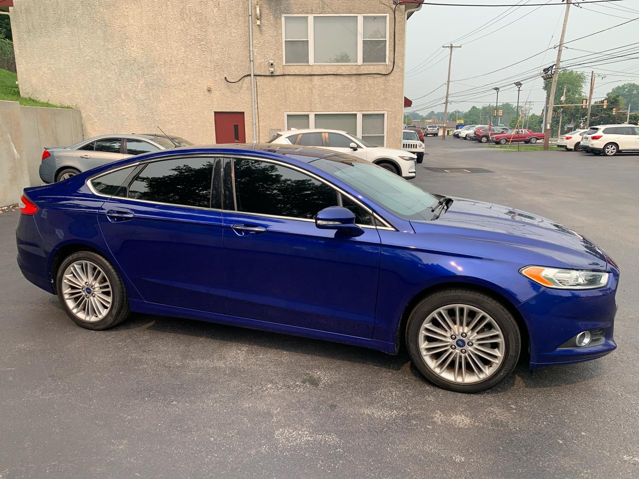 Ford Fusion 4dr Sdn SE AWD 2016