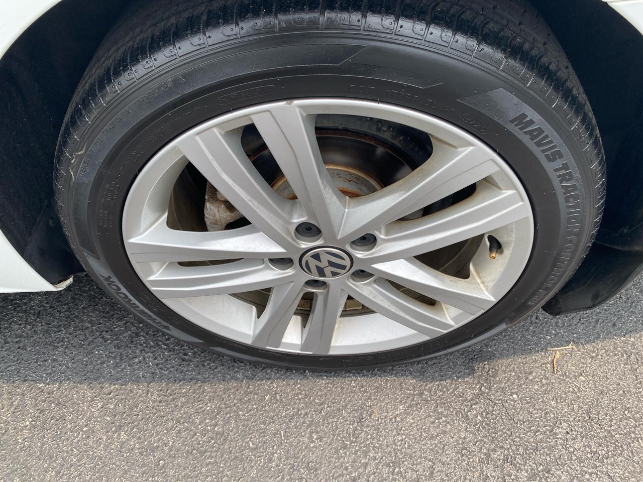 Volkswagen Jetta 1.8T SEL Auto 2017