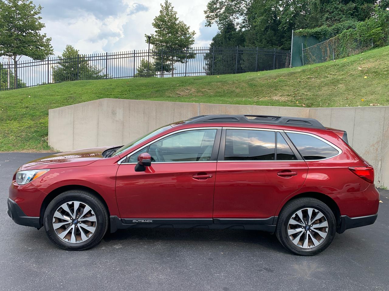 Subaru Outback 4dr Wgn 2.5i Limited PZEV 2016