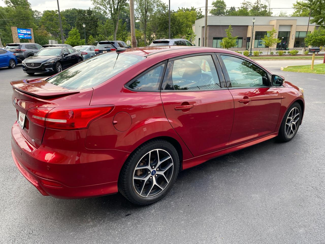 Ford Focus 4dr Sdn SE 2016