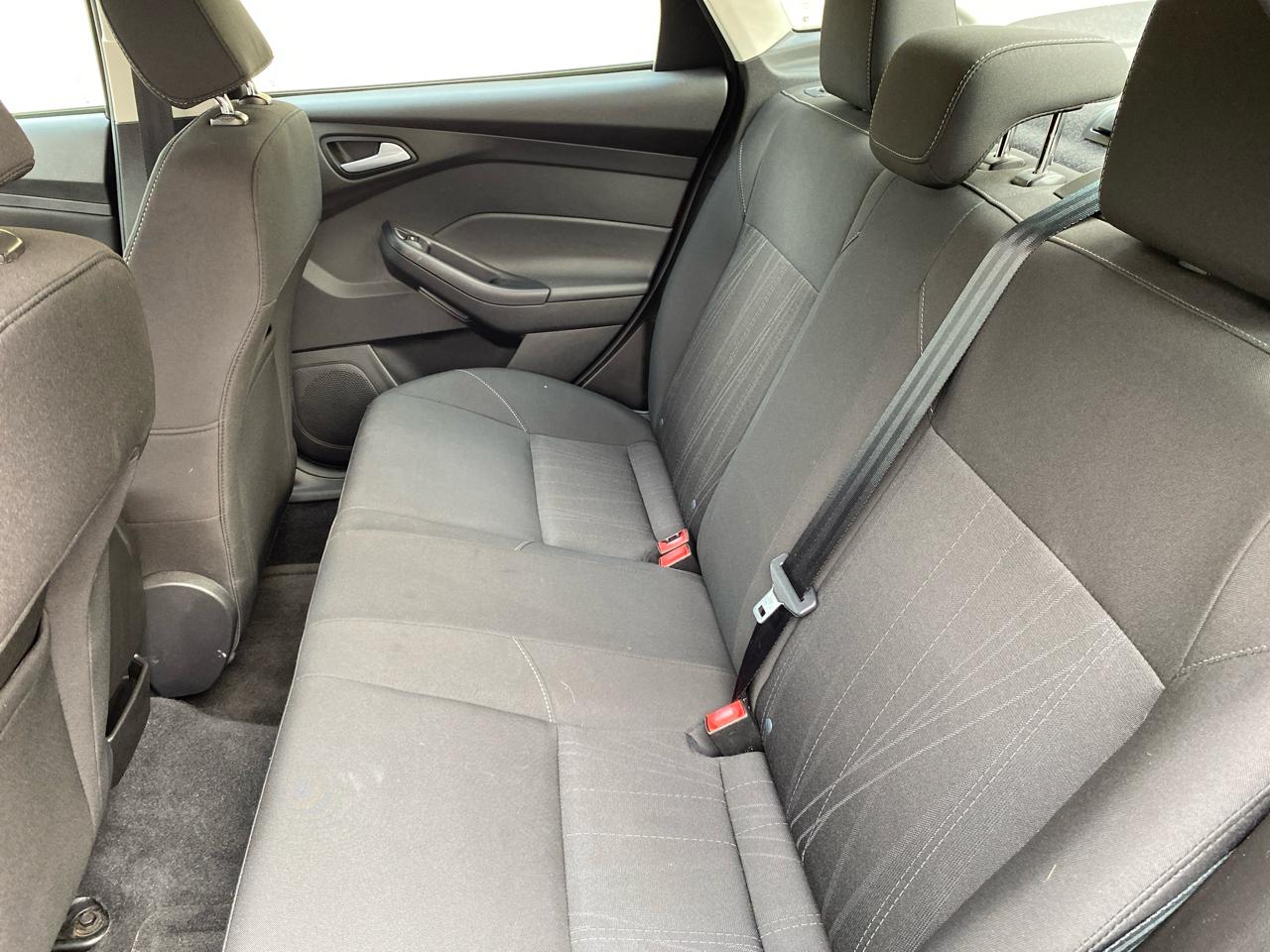Ford Focus 4dr Sdn SE 2016
