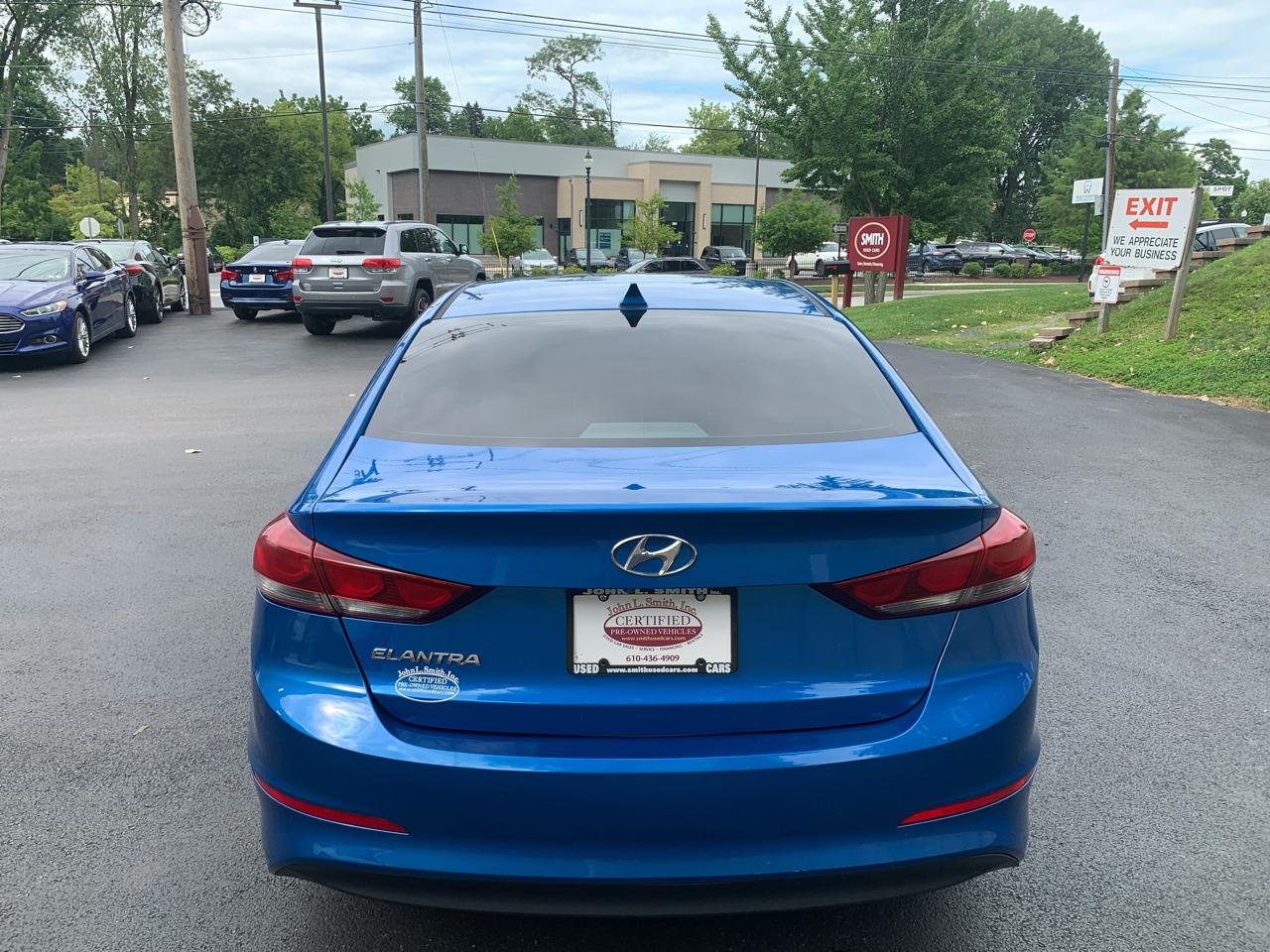 Hyundai Elantra  2017