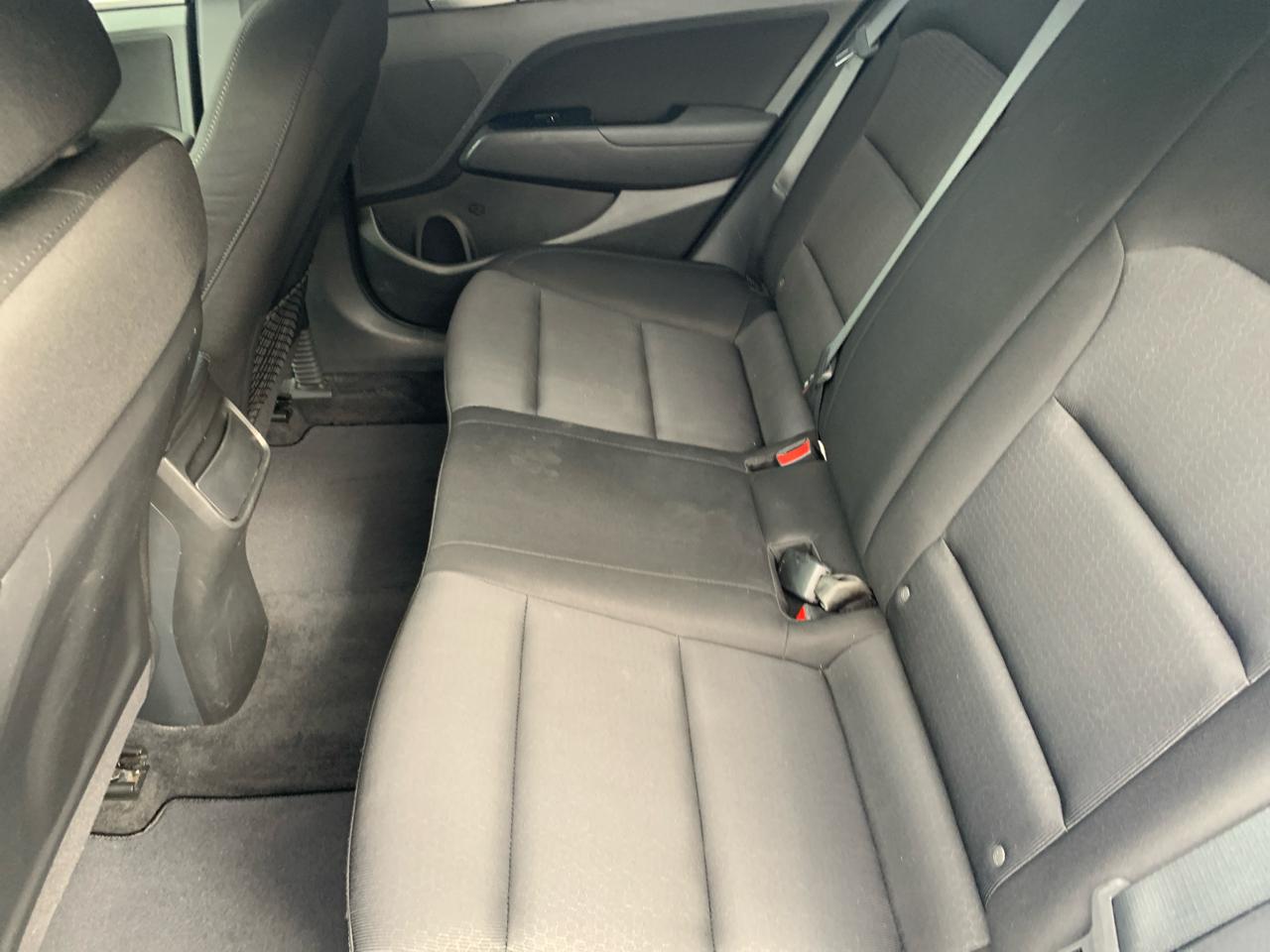 Hyundai Elantra  2017